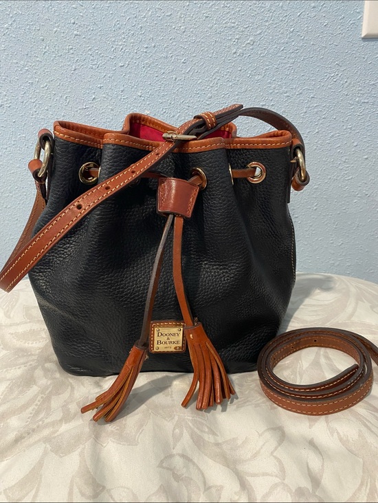 Handbags - Dooney pebble leather bucket bag
